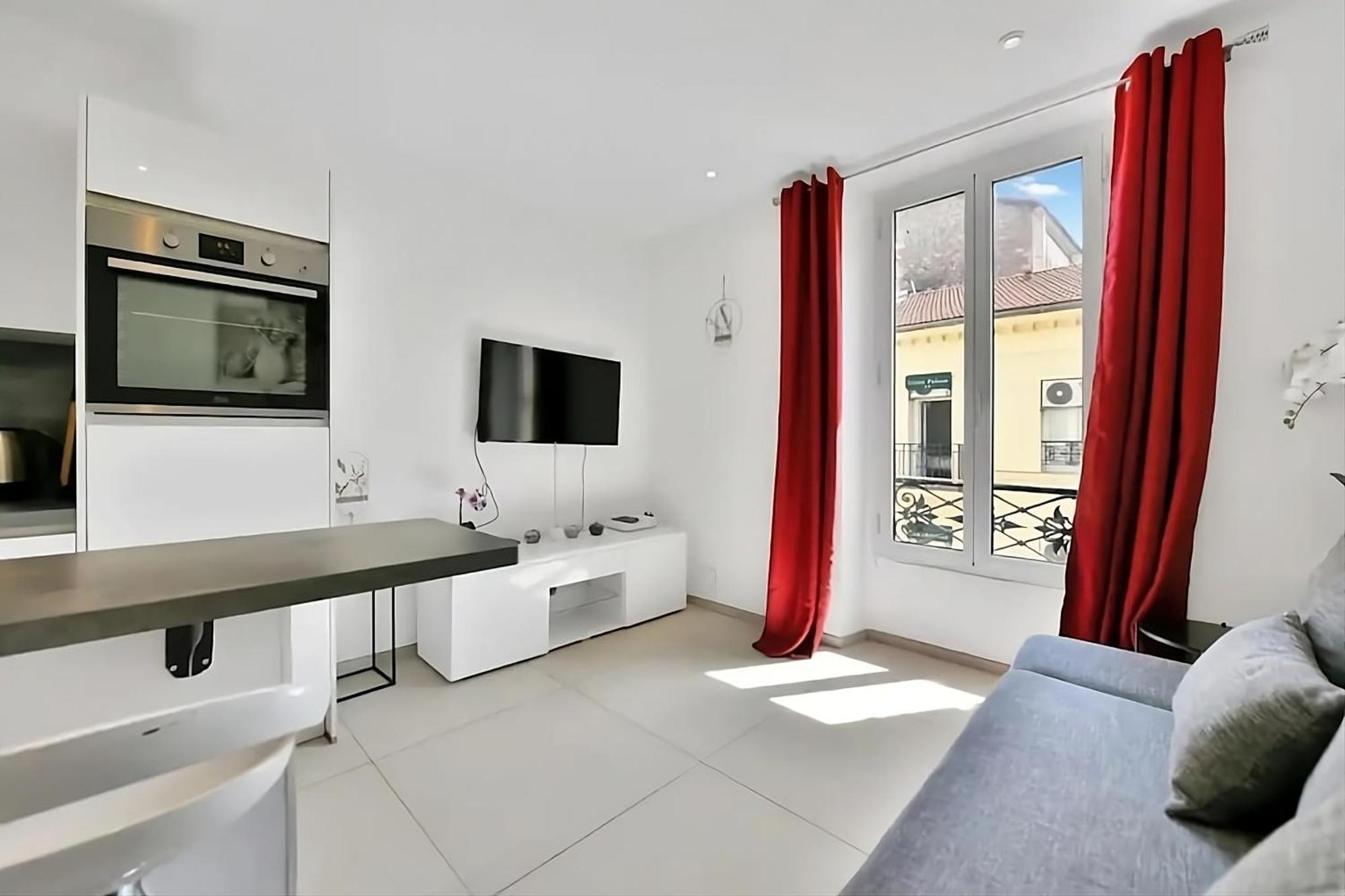 2 In The Heart Of Apartment